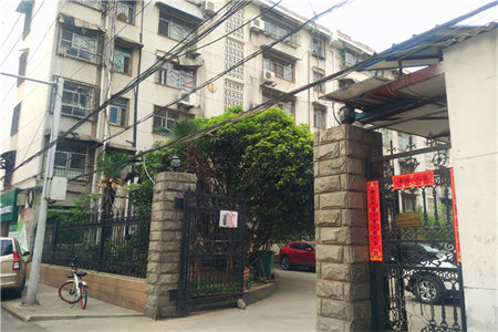 北京湾112平精装修三室带地下车位家具家电86万